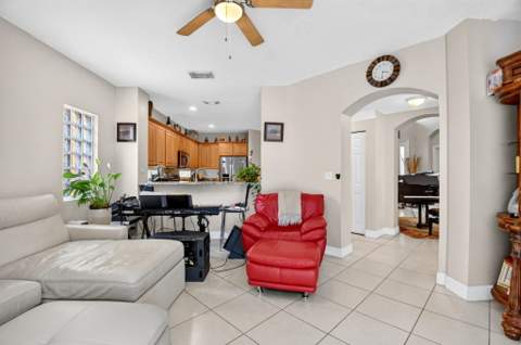 809 Triana Street, West Palm Beach FL - photo 11 of 54