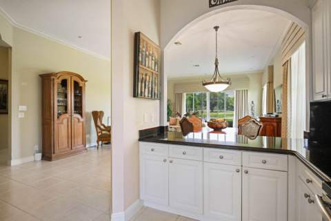 5743 Fountains Drive, Lake Worth FL - photo 14 of 42