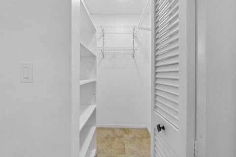 1620 Granfern Avenue #1620, West Palm Beach FL - photo 15 of 33
