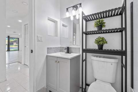 1620 Granfern Avenue #1620, West Palm Beach FL - photo 17 of 33