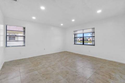 1620 Granfern Avenue #1620, West Palm Beach FL - photo 19 of 33