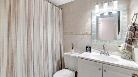 4400 Hillcrest Drive #719c, Hollywood FL - photo 16 of 40