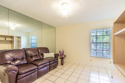 9185 Flynn Circle #3, Boca Raton FL - photo 12 of 22