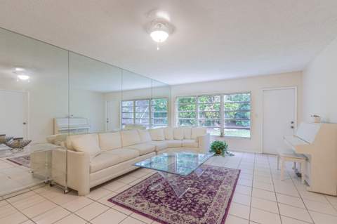 9185 Flynn Circle #3, Boca Raton FL - photo 7 of 22