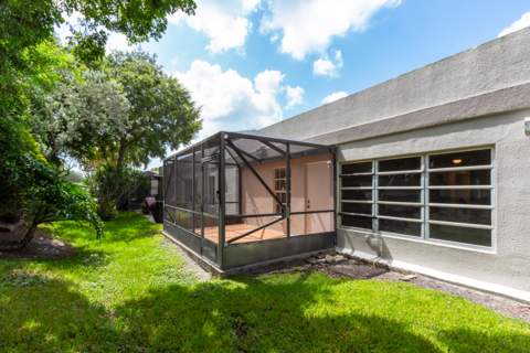 9185 Flynn Circle #3, Boca Raton FL - photo 14 of 22
