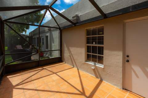 9185 Flynn Circle #3, Boca Raton FL - photo 16 of 22