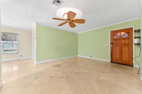 138 NE 29th Street, Wilton Manors FL - photo 8 of 29
