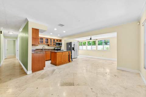 138 NE 29th Street, Wilton Manors FL - photo 7 of 29