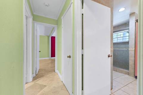 138 NE 29th Street, Wilton Manors FL - photo 20 of 29