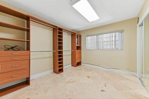 138 NE 29th Street, Wilton Manors FL - photo 21 of 29