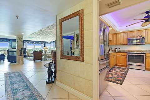 374 Golfview Road #205, North Palm Beach FL - photo 12 of 41