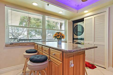 374 Golfview Road #205, North Palm Beach FL - photo 16 of 41