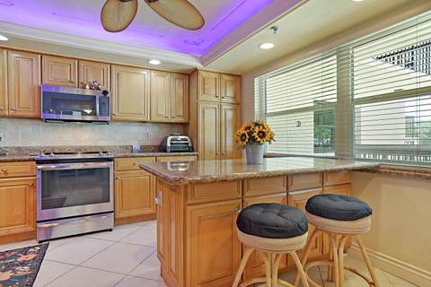 374 Golfview Road #205, North Palm Beach FL - photo 18 of 41