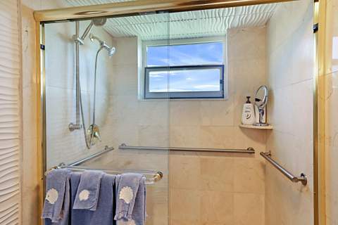 374 Golfview Road #205, North Palm Beach FL - photo 23 of 41