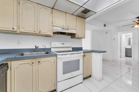 460 NW 20th Street #2100, Boca Raton FL - photo 12 of 34