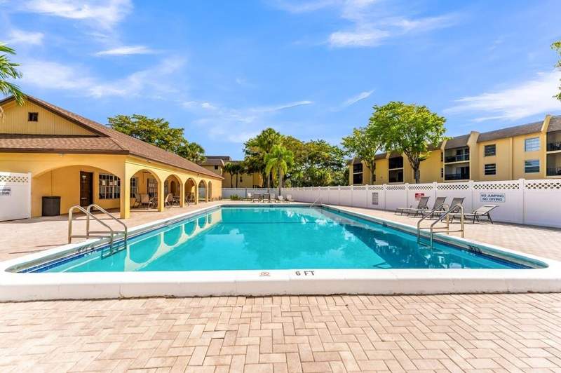 2 bedroom Condominium at 460 NW 20th Street #2100, Casa Del Rio Condo, Boca Raton — photo 4