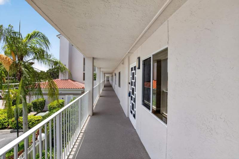 2 bedroom Condominium at 14111 Royal Vista Drive #207, Huntington Pointe, Delray Beach — photo 3