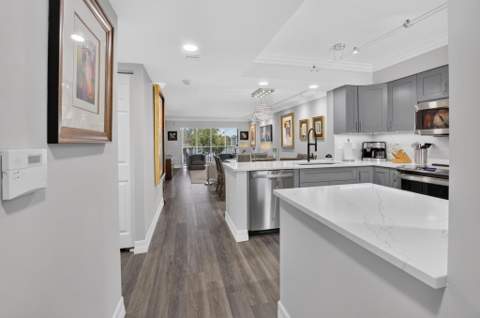 14111 Royal Vista Drive #207, Delray Beach FL - photo 6 of 115