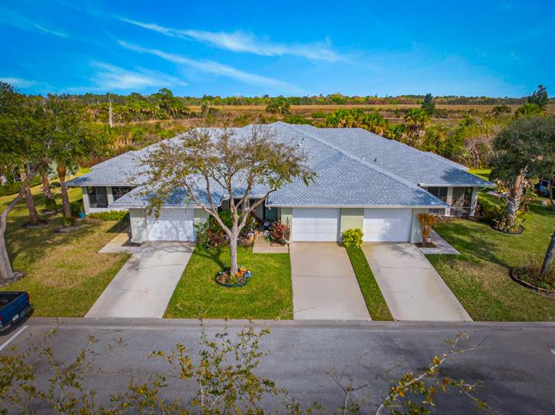 2 bedroom Condominium at 1812 E Sanderling Lane, The Preserve At The Savannahs Condominium, Fort Pierce — photo 3