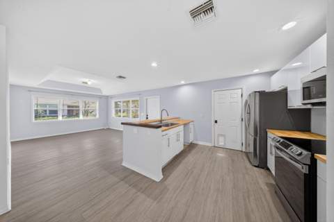 1812 E Sanderling Lane, Fort Pierce FL - photo 13 of 41