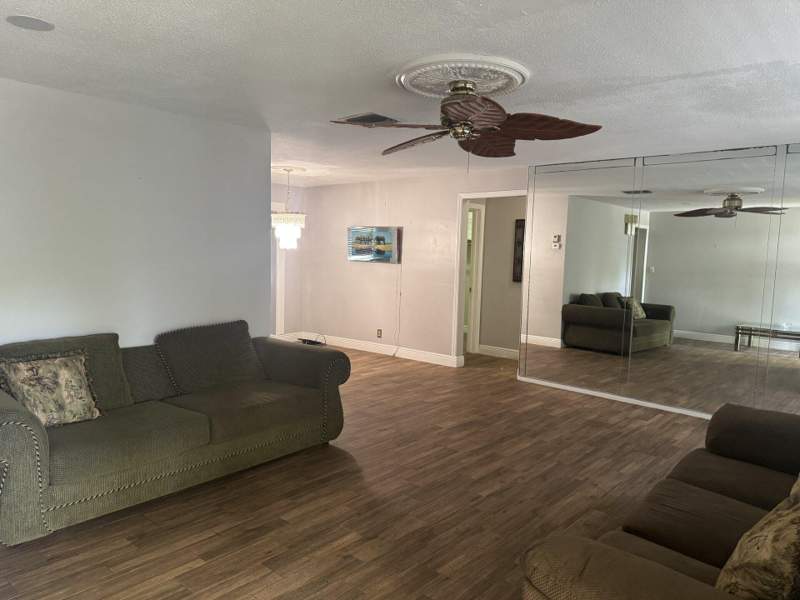 2 bedroom Single Family Residence at 4517 NW 49th Court, Mainlands Of Tamarac Lakes, Tamarac — photo 3