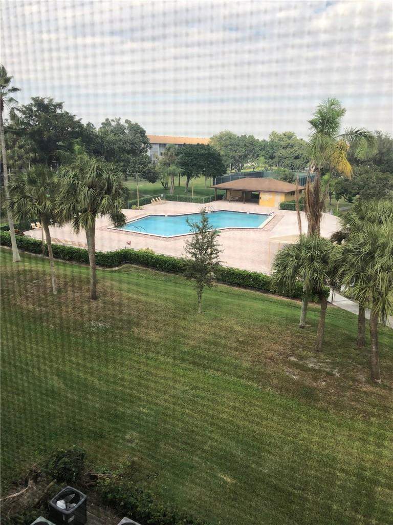 1 bedroom Condominium at 13455 SW 16th Court, Ivanhoe East At Century Village, Pembroke Pines — photo 5