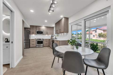 1058 SE 6th Court, Dania Beach FL - photo 17 of 60