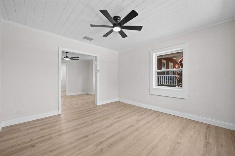 2 bedroom Single Family Residence at 1030 22nd Street, Grant Park, West Palm Beach — photo 4
