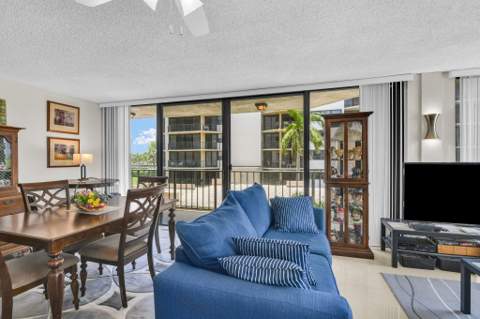 899 Jeffery Street #301, Boca Raton FL - photo 9 of 100