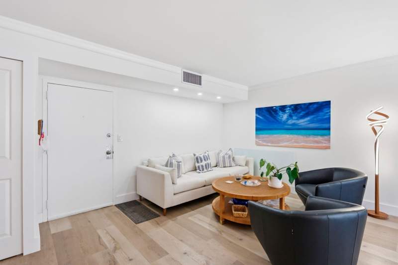2 bedroom Condominium at 1239 Hillsboro Mile #302, Port De Mer Condo, Hillsboro Beach — photo 4