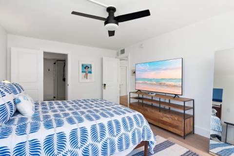 1239 Hillsboro Mile #302, Hillsboro Beach FL - photo 19 of 40