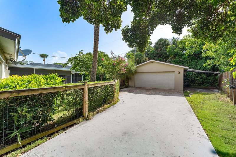 3 bedroom Single Family Residence at 414 S Atlantic Drive, Hypoluxo Island Add, Lantana — photo 4