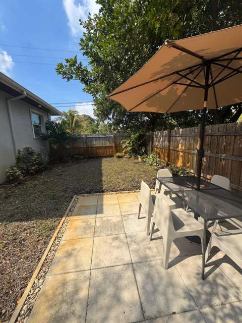3614 Poinsettia Avenue, West Palm Beach FL - photo 6 of 6