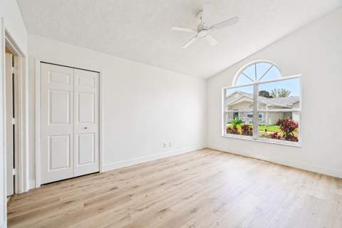 1192 Lombardy Drive, Port St. Lucie FL - photo 18 of 28