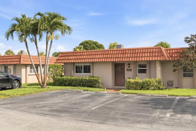 2 bedroom Condominium at 5725 Fernley Drive #66, Cresthaven Condo Townhomes Sec 2, West Palm Beach — photo 5