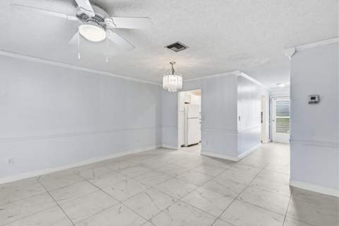 5725 Fernley Drive #66, West Palm Beach FL - photo 11 of 46