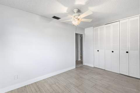 5725 Fernley Drive #66, West Palm Beach FL - photo 15 of 46