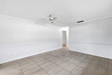 5725 Fernley Drive #66, West Palm Beach FL - photo 19 of 46