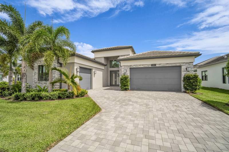 3 bedroom Single Family Residence at 10925 Glen Orchard Lane, Valencia Grand, Boynton Beach — photo 2