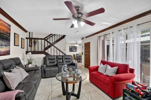 1610 Forest Lakes Circle #B, West Palm Beach FL - photo 6 of 39