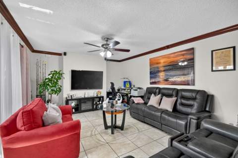 1610 Forest Lakes Circle #B, West Palm Beach FL - photo 9 of 39