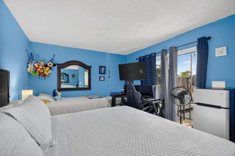 1610 Forest Lakes Circle #B, West Palm Beach FL - photo 24 of 39