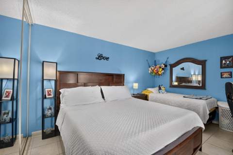 1610 Forest Lakes Circle #B, West Palm Beach FL - photo 23 of 39