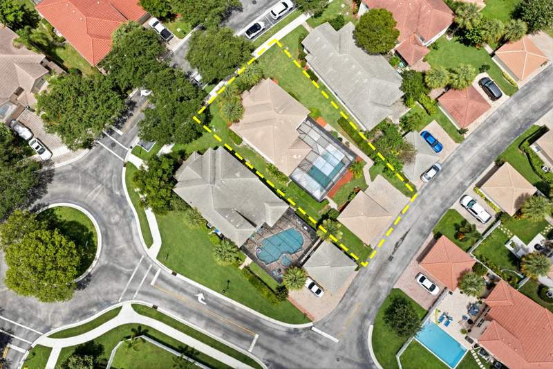4 bedroom Single Family Residence at 8113 Bautista Way, Gables At Northlake 1, Palm Beach Gardens — photo 2