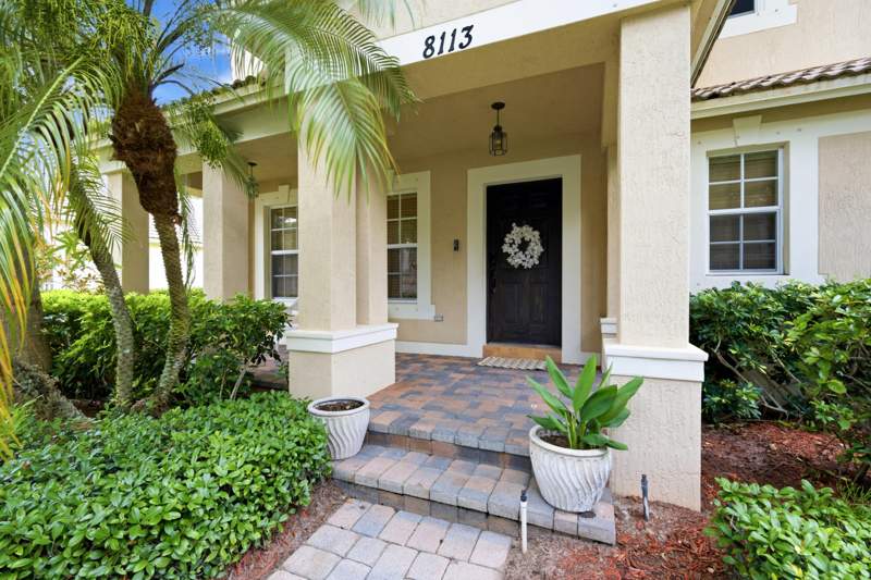 4 bedroom Single Family Residence at 8113 Bautista Way, Gables At Northlake 1, Palm Beach Gardens — photo 4