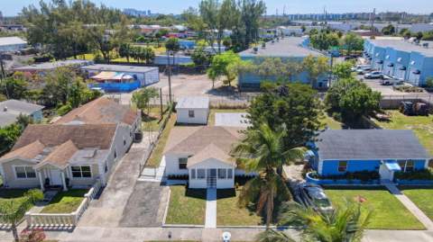 950 29th Street, West Palm Beach FL - photo 6 of 21