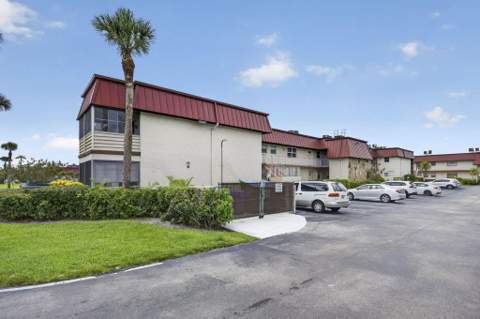 12022 W Greenway Drive #201, Royal Palm Beach FL - photo 18 of 20