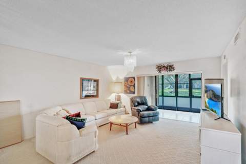 5585 Munsel Lane #102, Boynton Beach FL - photo 22 of 61