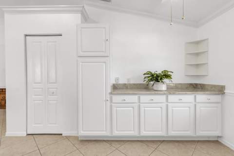 8046 Florenza Drive, Boynton Beach FL - photo 10 of 45