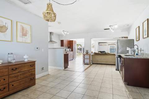 333 Mid Pines Road, Palm Springs FL - photo 6 of 27